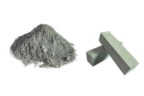 Self flowing castable